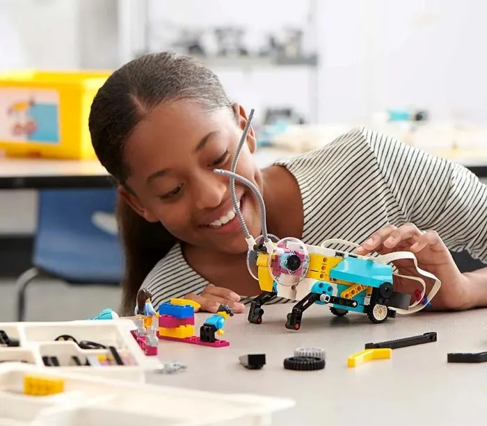 Élèves avec projets STEM